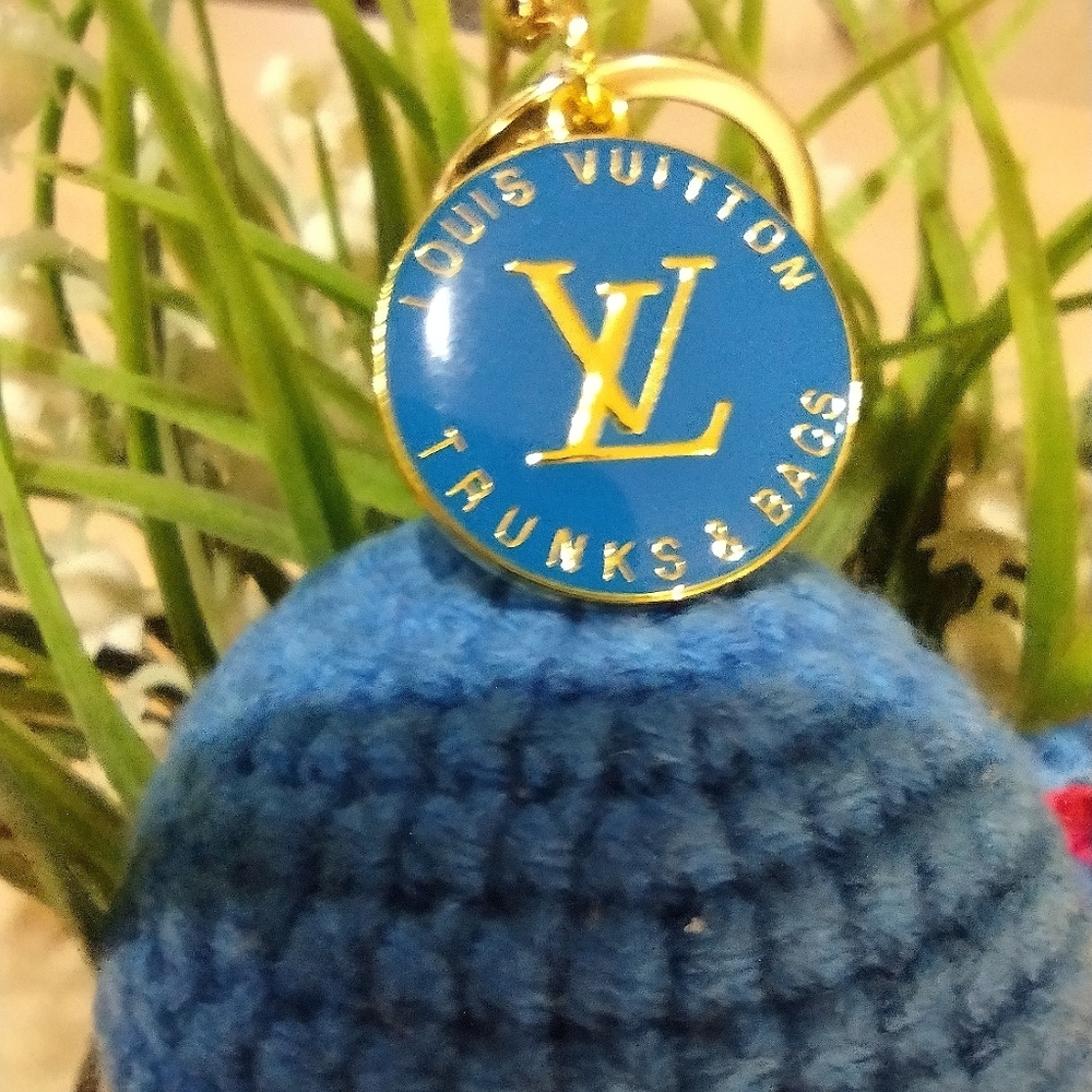 Authentic Louis Vuitton Trunks & Bags Charms (2) - Picture 7 of 9